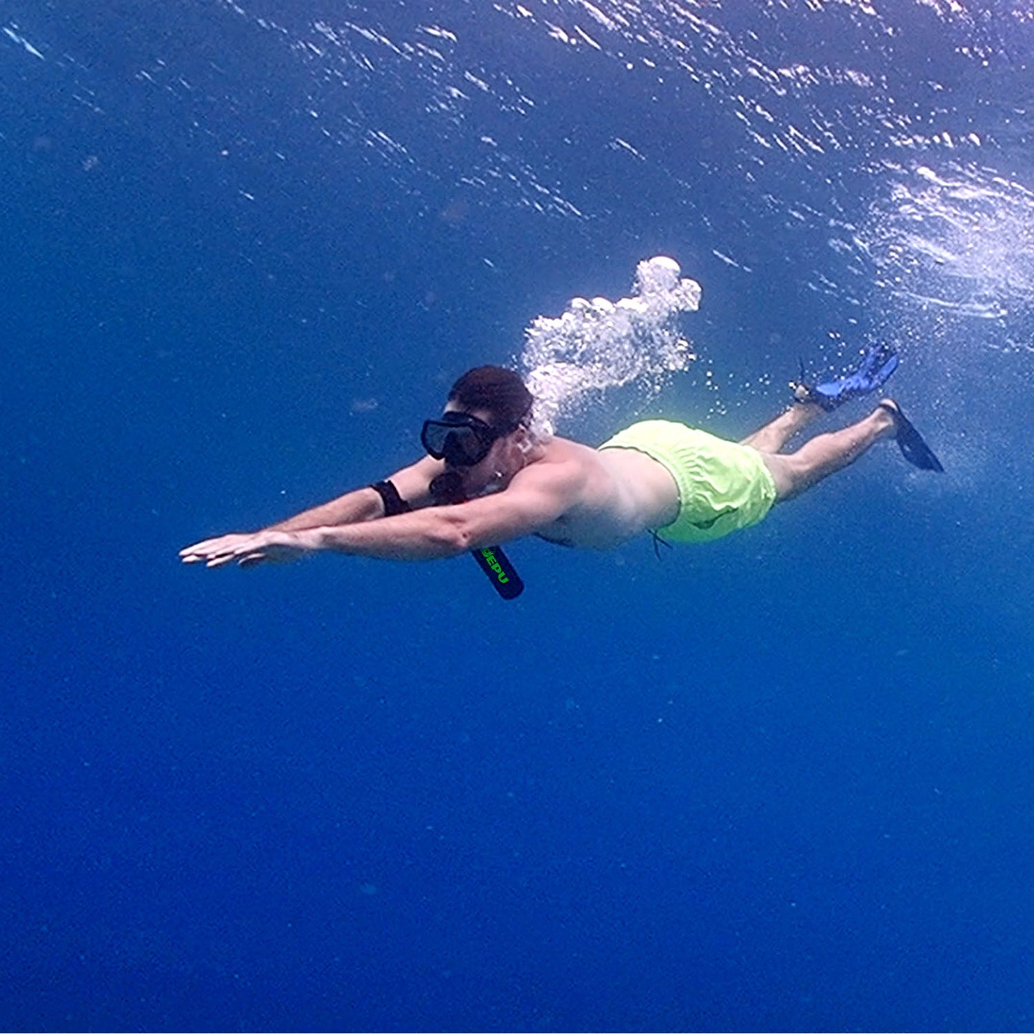 Why Buy a Small Diving Bottle | Extreme Portability, Emergency Redundancy