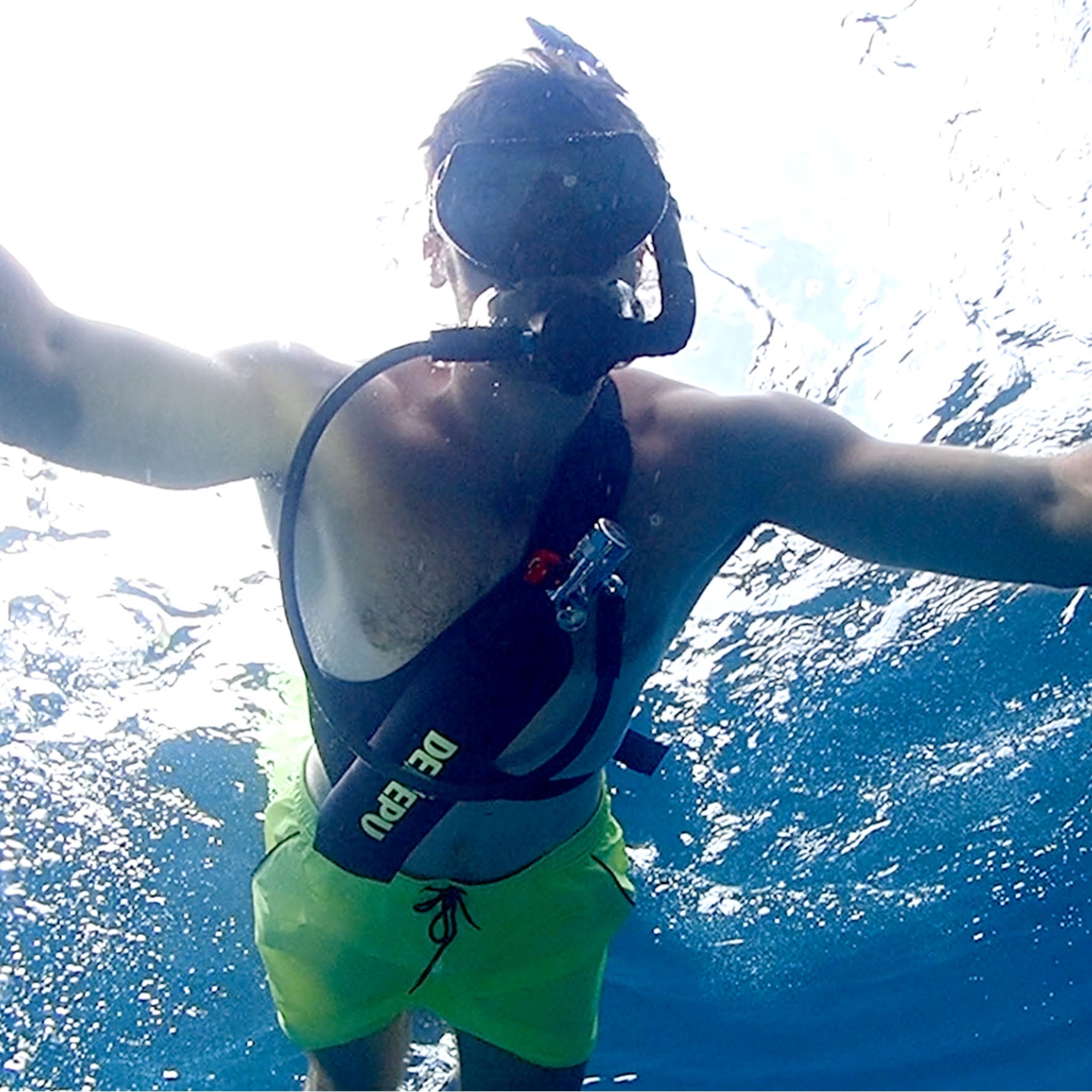 How to Choose a Compact Scuba Tank | Best Guide