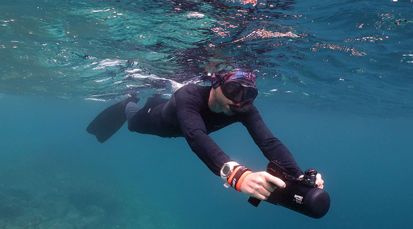 Compare 5 popular underwater scooter brands for divers 2025