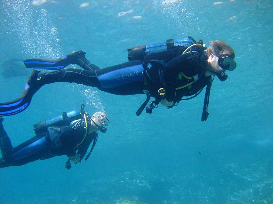 How does an underwater scooter enhance your dive 5 benefits