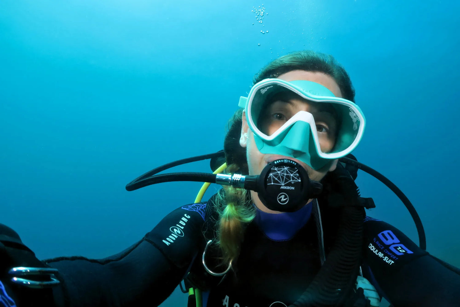 How to choose a mini scuba tank & essential dive accessories guide