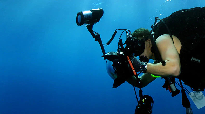 How to use a mini tank for underwater photography 5 tips