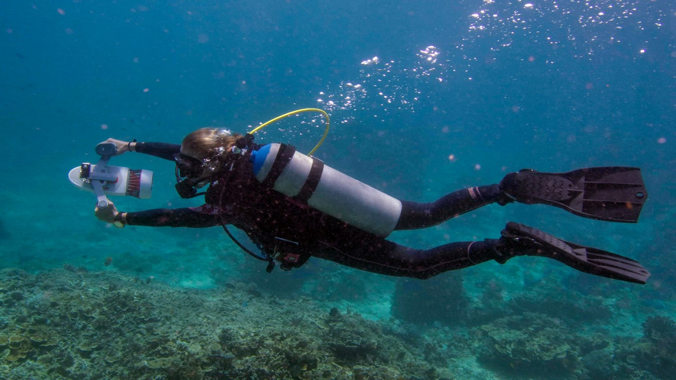 Underwater scooter range test: 5 models compared for divers