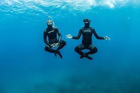 Skin Diving with Mini Scuba Tank: 6 Essential Safety Rules