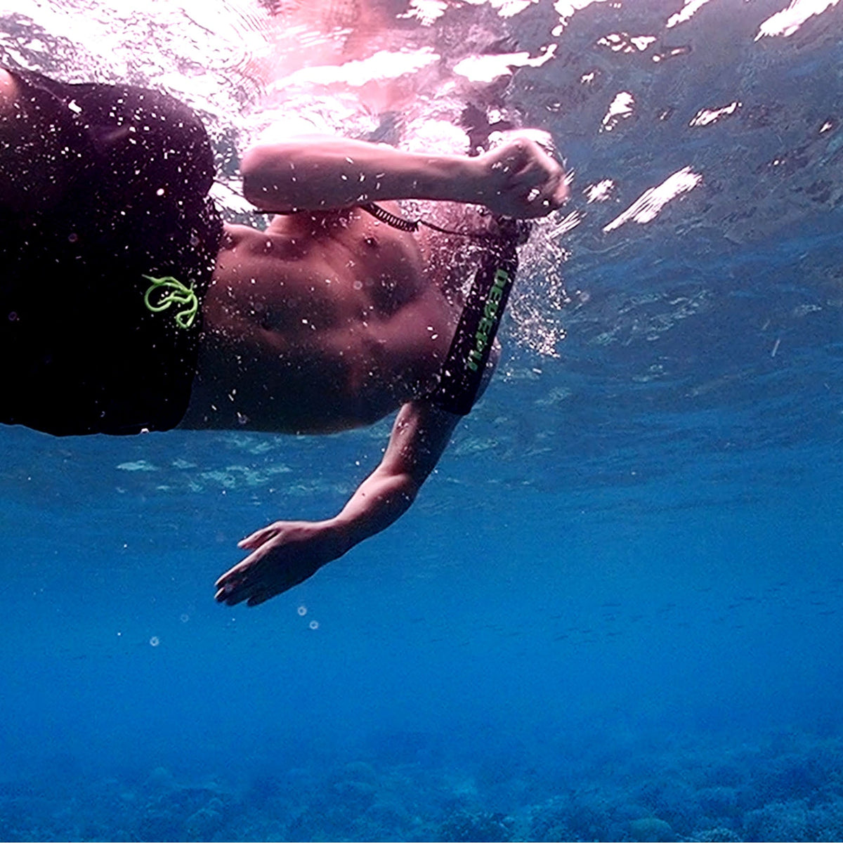 Small Scuba Gear | Why Use a Diving Mini Tank