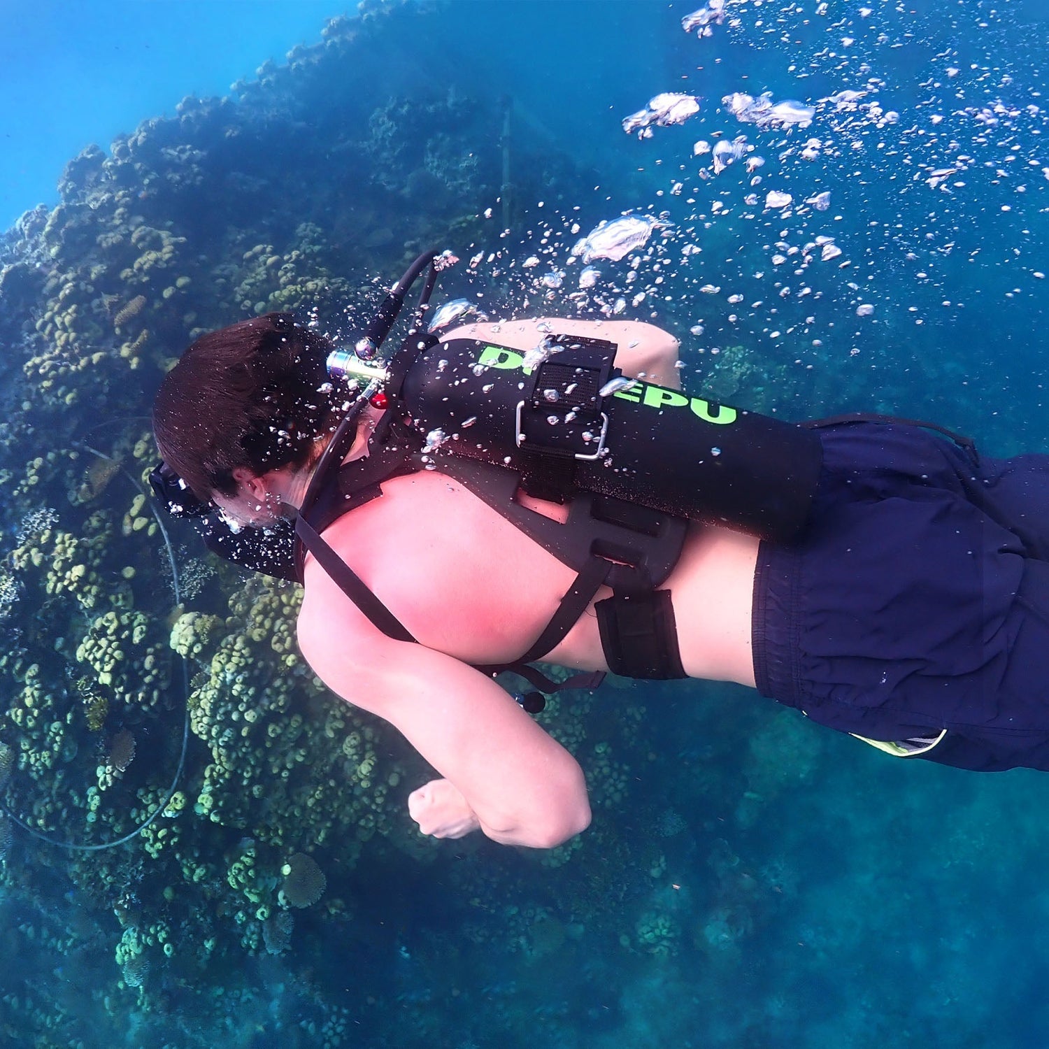Calculate mini tank air usage: 7 step guide for divers
