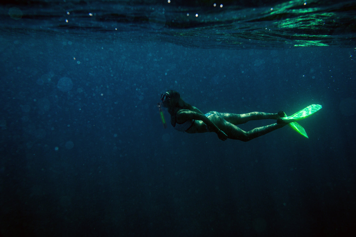 DEDEPU -SAFEST MINI SCUBA TANK EQUIPMENT
