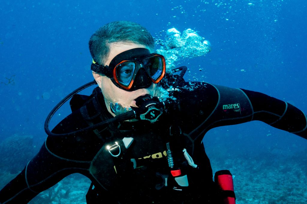 How to prevent snorkel mask fog ：3 effective solutions