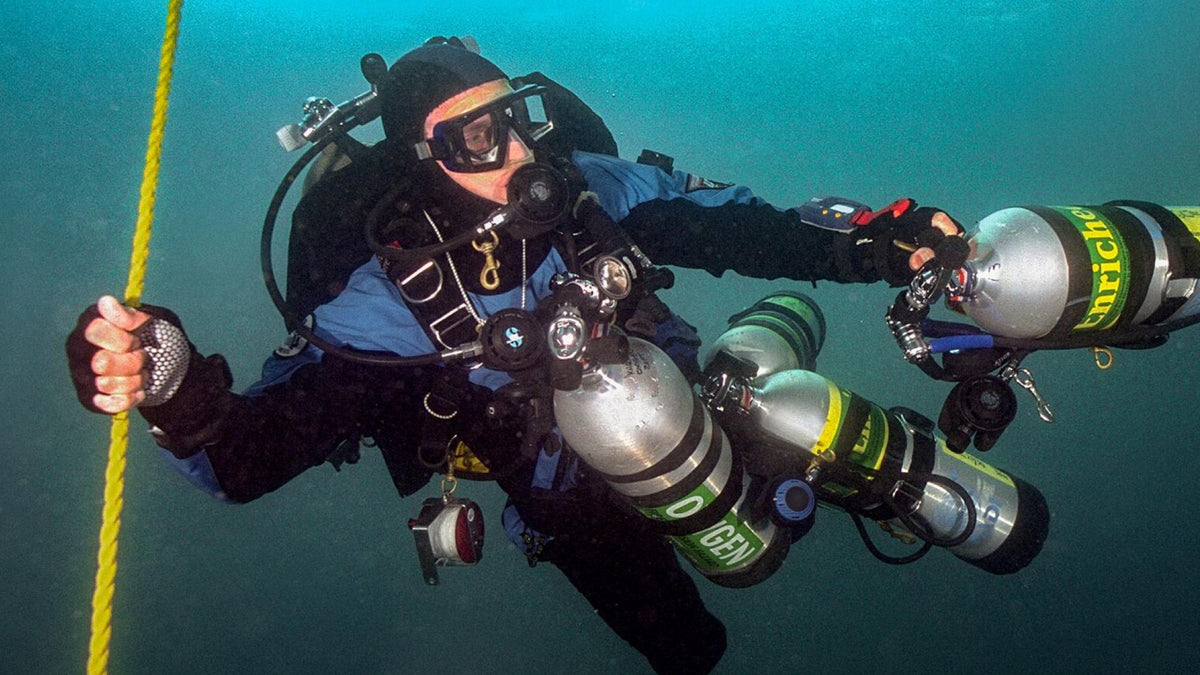 How to Prevent Rust in a Steel Dive Tank