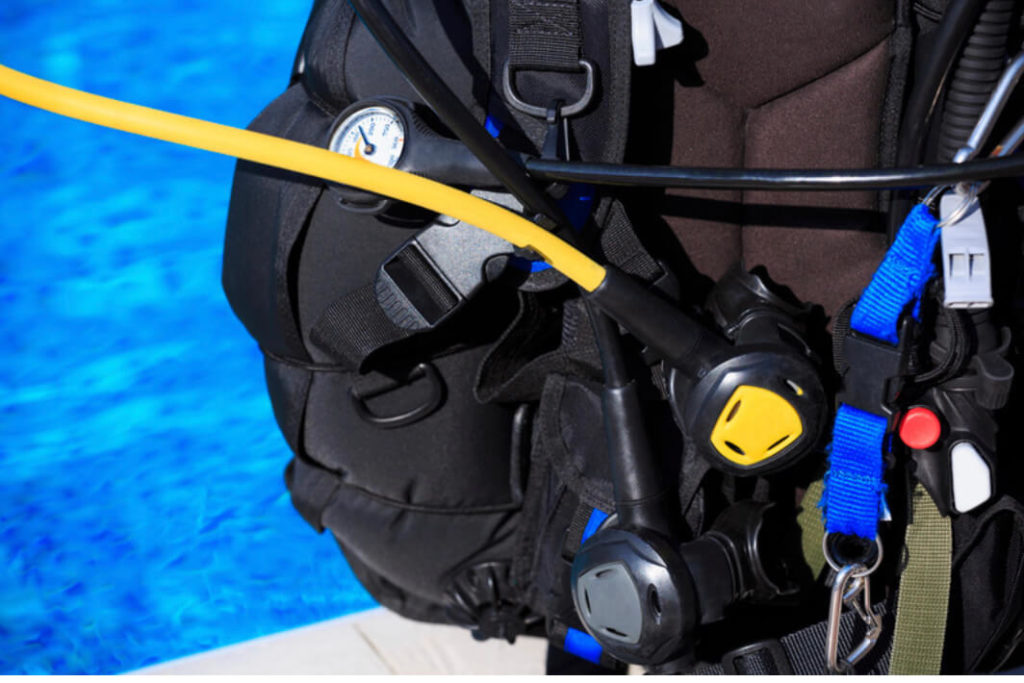 How to connect mini tank to BCD 4 attachment methods
