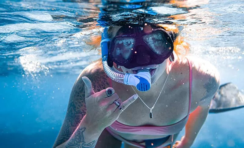 Rent vs buy snorkel gear: 5 factors to consider now